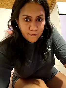 Snapshot of KasiaVenus_ chatting on 11.12.25 KasiaVenus online show from 11.12.25