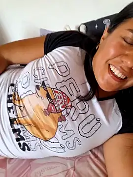 Snapshot of KasiaVenus_ chatting on 11.15.25 KasiaVenus online show from 11.15.25