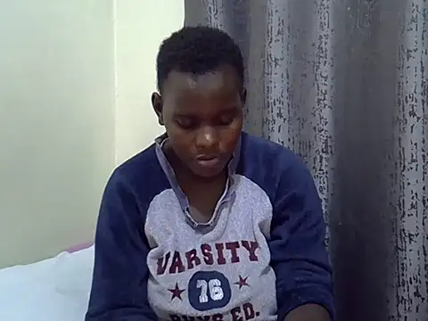 Snapshot of Divah_jojo chatting on 10.08.25 Divah jojo online show from 10.08.25