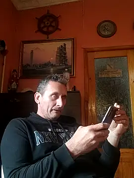 Snapshot of Viause_Kentauelle chatting on 04.30.26 Viause Kentauelle online show from 04.30.26