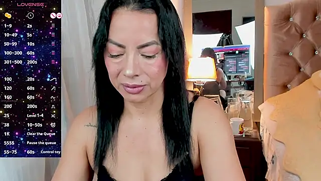 veronika naughty online show from 12.06.24