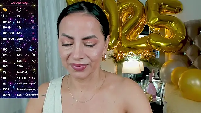 veronika naughty online show from 12.31.24