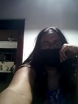 Snapshot of FemMom chatting on 09.26.25 FemMom online show from 09.26.25