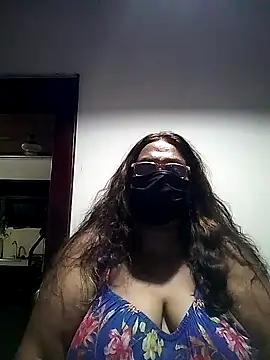 Snapshot of FemMom chatting on 10.19.25 FemMom online show from 10.19.25