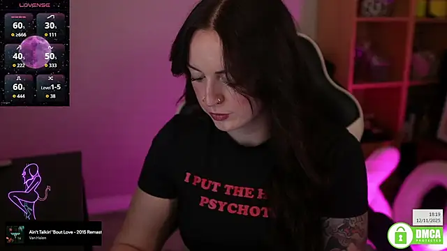 Snapshot of Billiexxox chatting on 11.12.25 Billiexxox online show from 11.12.25