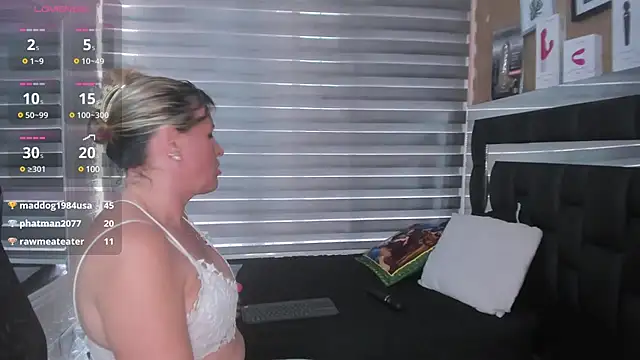 Snapshot of charlotte__G chatting on 01.27.25 charlotte G online show from 01.27.25