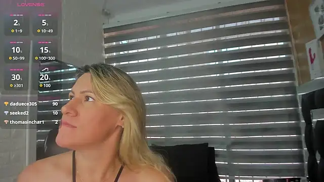 Snapshot of charlotte__G chatting on 01.31.25 charlotte G online show from 01.31.25