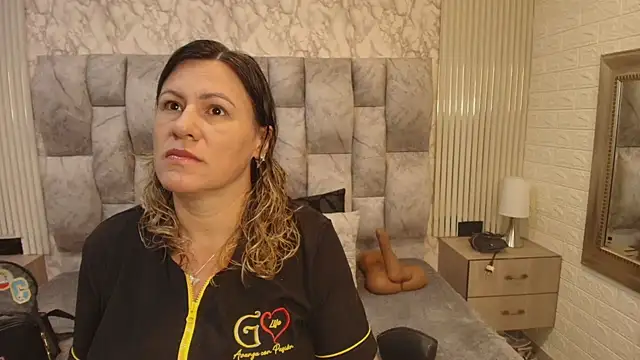 Snapshot of charlotte__G chatting on 09.10.25 charlotte G online show from 09.10.25