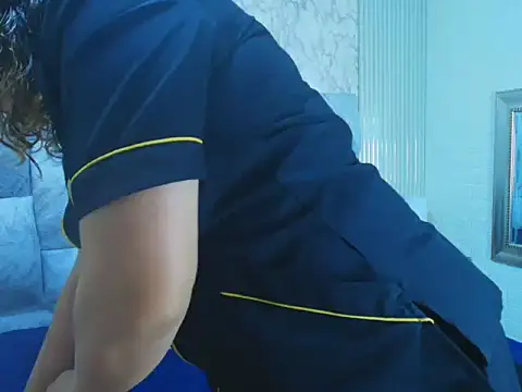 Snapshot of charlotte__G chatting on 09.18.25 charlotte G online show from 09.18.25