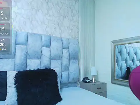 Snapshot of charlotte__G chatting on 09.30.25 charlotte G online show from 09.30.25