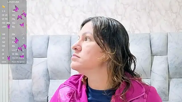 Snapshot of charlotte__G chatting on 10.05.25 charlotte G online show from 10.05.25