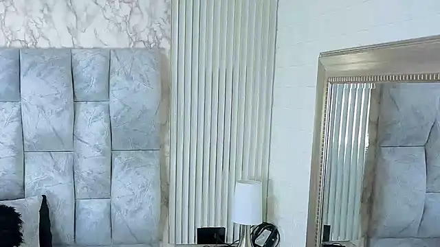 Snapshot of charlotte__G chatting on 10.06.25 charlotte G online show from 10.06.25