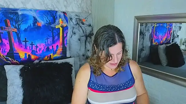 Snapshot of charlotte__G chatting on 10.22.25 charlotte G online show from 10.22.25