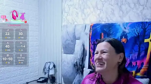 Snapshot of charlotte__G chatting on 10.31.25 charlotte G online show from 10.31.25