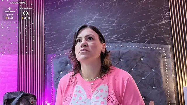 charlotte  G online show from 11.30.25