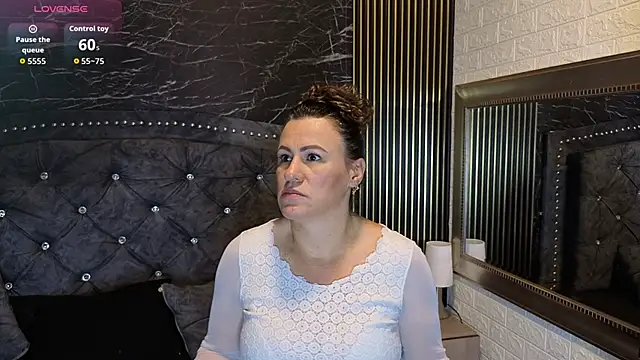 charlotte  G online show from 02.18.26