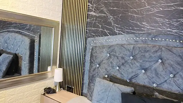 charlotte  G online show from 03.07.26