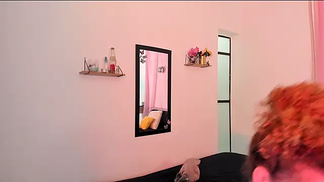 Snapshot of Zamu_1992 chatting on 01.11.25 Zamu 1992 online show from 01.11.25