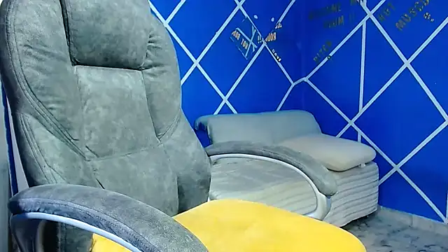 alexander megan online show from 02.18.25