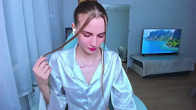 StellaLawless online show from 12.09.24