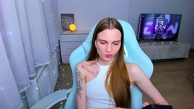 StellaLawless online show from 01.10.25