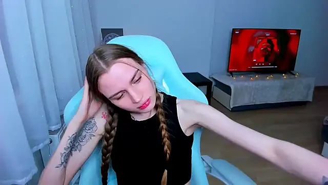 StellaLawless online show from 01.12.25