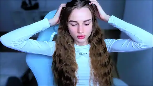 Snapshot of StellaLawless chatting on 10.15.25 StellaLawless online show from 10.15.25