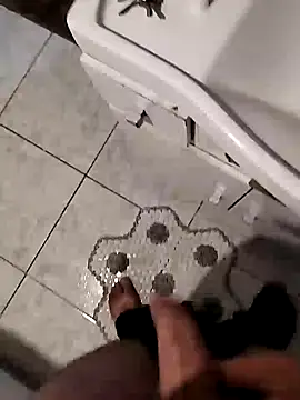 Snapshot of danielsafado222 chatting on 01.31.25 danielsafado222 online show from 01.31.25