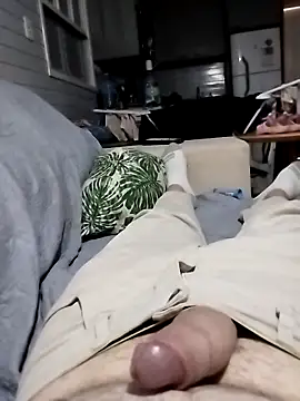 Snapshot of danielsafado222 chatting on 10.28.25 danielsafado222 online show from 10.28.25