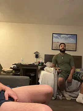 Snapshot of TheOnlyTwinTowers chatting on 02.04.26 TheOnlyTwinTowers online show from 02.04.26