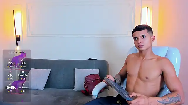 Snapshot of Paradise_boy_s chatting on 01.16.26 Paradise boy s online show from 01.16.26