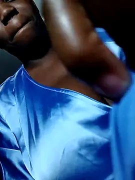 Snapshot of Bigchoccojugsxx chatting on 02.10.26 Bigchoccojugsxx online show from 02.10.26