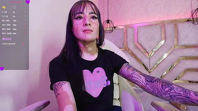 Snapshot of dayana_harlow2 chatting on 11.12.25 dayana harlow2 online show from 11.12.25