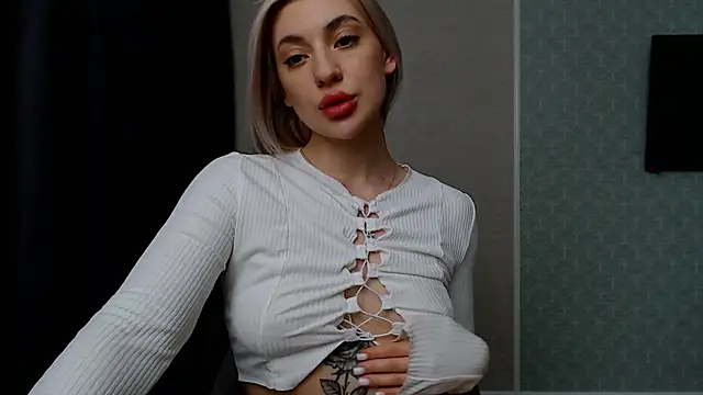 hot-sasha9 online show from 03.17.25