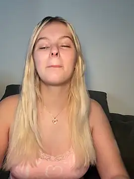 Allylove03 online show from 02.14.26