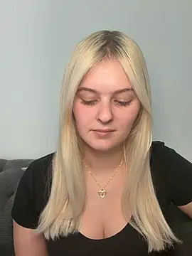 Allylove03 online show from 04.13.26