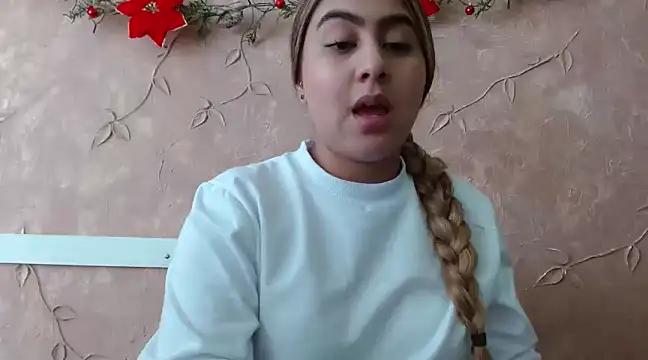 Miabonnett  online show from 12.26.24