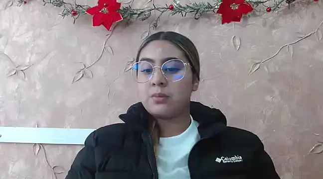 Miabonnett  online show from 01.08.25