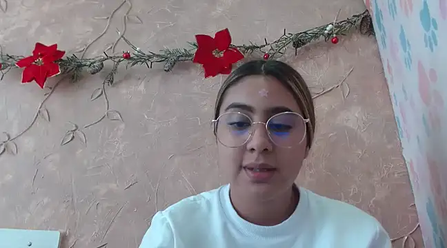 Miabonnett  online show from 01.08.25