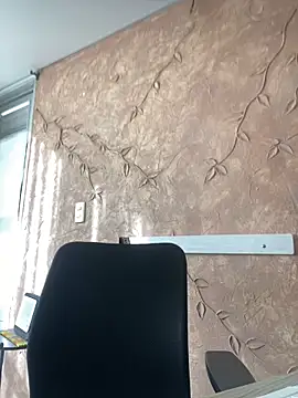 Snapshot of Miabonnett_ chatting on 10.15.25 Miabonnett online show from 10.15.25