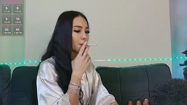 Snapshot of OnlyXandra chatting on 12.05.24 OnlyXandra online show from 12.05.24