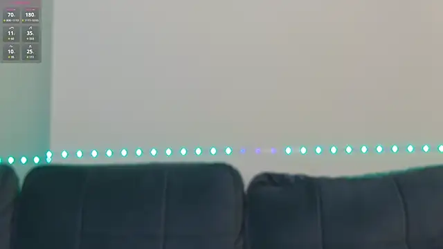 Snapshot of OnlyXandra chatting on 01.28.25 OnlyXandra online show from 01.28.25