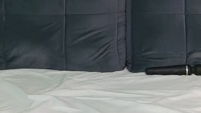 Snapshot of OnlyXandra chatting on 03.11.25 OnlyXandra online show from 03.11.25