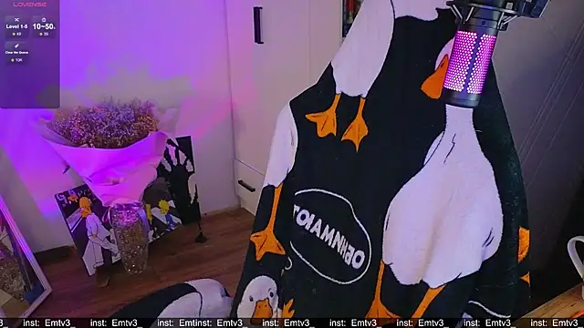 Emili1- online show from 11.15.25