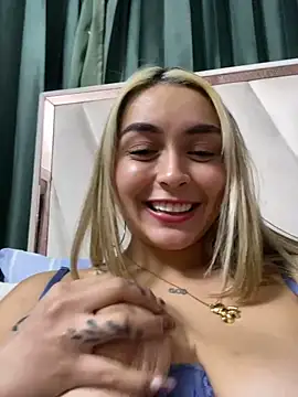 Snapshot of emma_oxford chatting on 02.07.25 emma oxford online show from 02.07.25