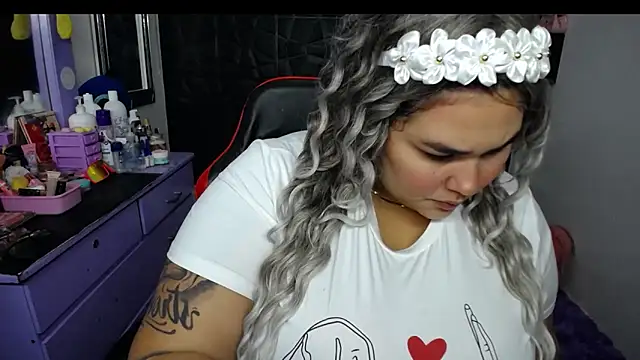 Fernanda Big Boobs online show from 01.12.25