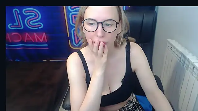 kerakiss877 online show from 01.08.25