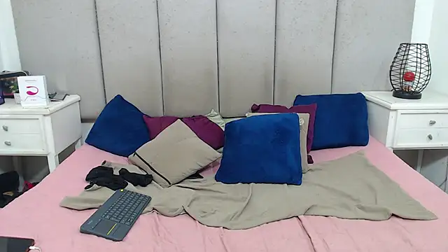 AmbarJacksonn  online show from 12.10.24