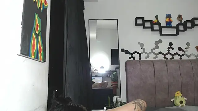 Snapshot of Liza_Thurner chatting on 02.05.25 Liza Thurner online show from 02.05.25