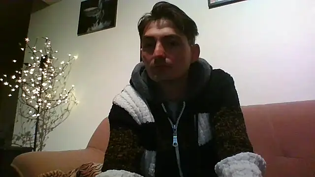 Snapshot of Wesleymodel chatting on 03.28.26 Wesleymodel online show from 03.28.26